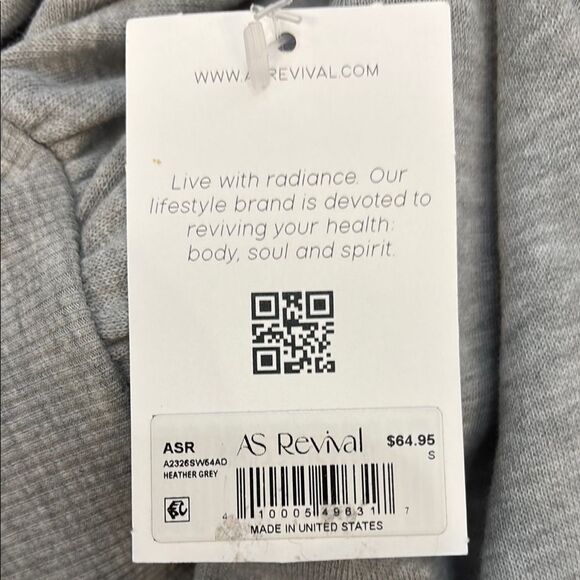 Altar’d State Gray New York Graphic Women's Crop Sweatshirt - Picture 3 of 4